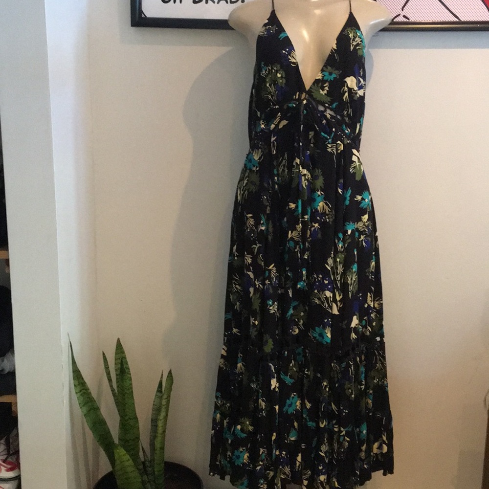 Fee people dress